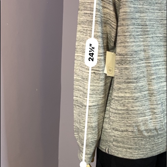 Gap Raglan Sleeve Sweatshirt - Picture 10 of 11